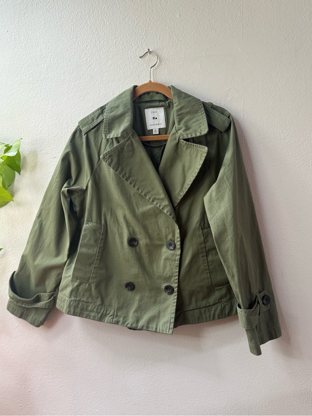 Olive Green Double-Breasted Jacket Cropped Trench Coat